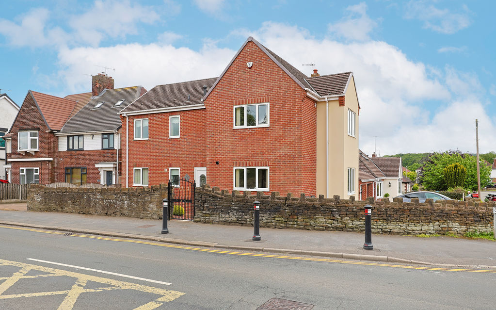 Queen Mary Road Brampton